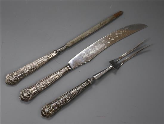 A modern three piece silver handled Queens pattern carving set, Harrison Brothers?, Sheffield, 1967.